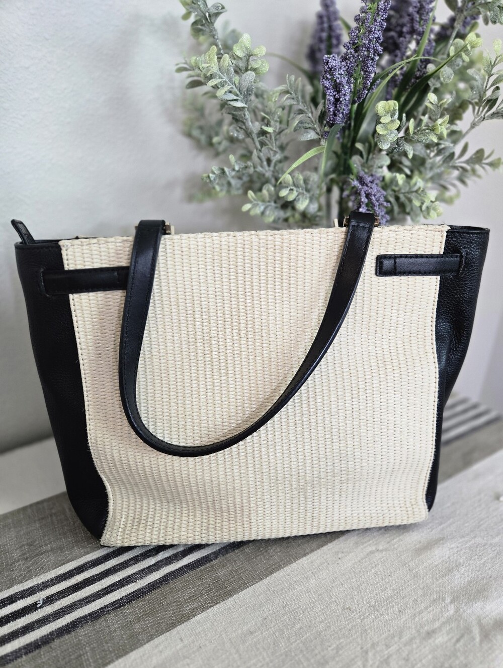 Kate Spade Houston Street Leo Black and Cream Woven Leather-Trim Tote - Picture 4 of 11